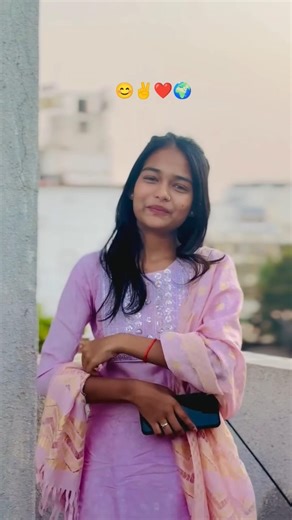 True Line Marathi instagram status, Girls Marathi attitude status, Marathi insta Girls reel #shorts