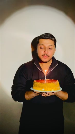 Mehdi Hassan Magsi on Instagram: "Ahm ahm! Seems like i have put some effort and shown creativity in reel😂! #reels #explorepage #css #birthday #trending"