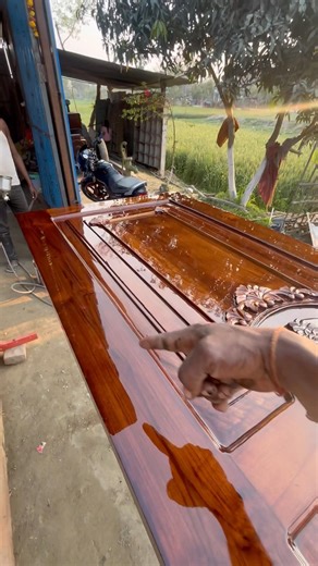 Emporia gold luxury finish Pu Polish gold ￼2026