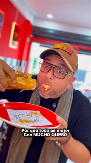 Todo en la vida es mejor con mucho queso. #justinthetable #cheese