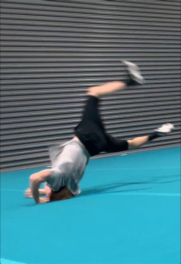 Impressive Cheerleading Skills Compilation