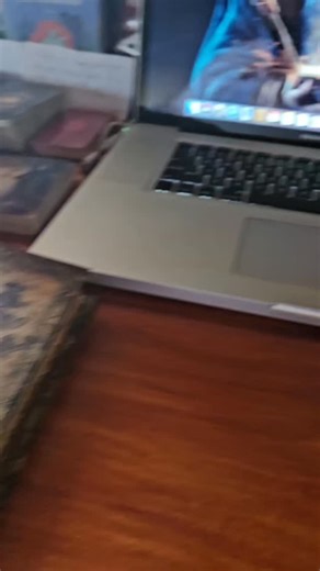 167 reactions · 21 comments | Esta predicción 3s como la película volver al futuro... te toca volver al pasado, solucionar algunas cosas para cambiar tu presente y mejorar tu futuro... | Runas Vikingas | Facebook