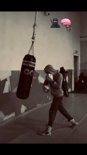 Aprende Boxeo Desde Cero 🥊 | 🥋⏲️Técnica y fuerza: Aprende los movimientos esenciales del box y domina este arte marcial. ¡Únete a nuestra comunidad! 🥇... | Instagram