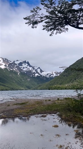 Alejandro Jones on Instagram: "¿Sabían el origen del nombre de Bagillt? #patagonia #trevelin #patagoniaargentina #historia #history #anp #chubut #chubutargentina"