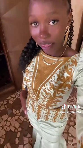 Vidéos de miss_alice♥️♥️ (@miss_alice94) avec son original - miss_alice♥️♥️