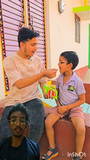 atika ko chips nhi di Mama ne 💥Building🥰aWooden Log Cabin in the Forest😳 Step-by-Step Survival House