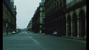 Demain, on vous donne rendez-vous sur notre site pour l'ouverture en ligne de notre Cinéma du Musée ! Chaque semaine, nous vous présenterons une oeuvre issue de la collection : une programmation à la croisée des avant-gardes, du cinéma expérimental, du documentaire et du film d’artiste. On commence avec le film de Marguerite Duras, Les Mains Négatives (1979) ! Entrez dans notre cinéma virtuel : bit.ly/Cinéma-du-Musée #CultureChezNous #MuseumFromHome | Centre Pompidou