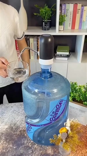 Επαναφορτιζόμενη αυτόματη αντλία νερού/λαδιού. Η απόλυτη λύση για κάθε μετάγγιση υγρού! #dispenser #water #kitchen #kitchengadgets #myprosfora