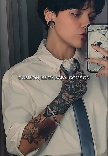 Short Hair Transformations for Androgynous Styles