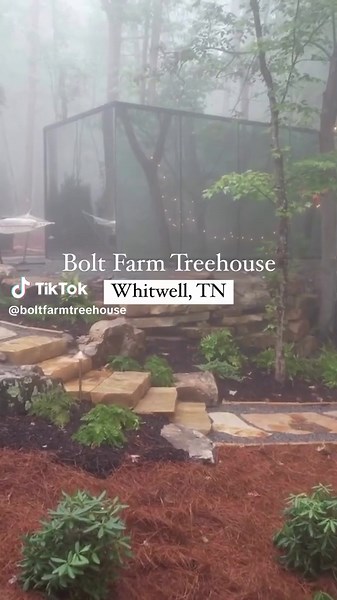 THIS... is a Mirror Cabin 🪩 Designed to immerse you in nature, the Mirror Cabins offer a unique experience that is the first of its kind in the United States. Rare 2 night week night stays are available now for any booking in March, exclusive romance packages and $50 resort credit. See you on the mountain! #mountaintop #getaway #mirrorcabin