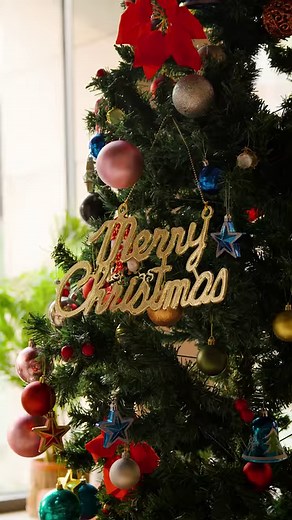 Pan Asian presents an exquisite display of interactive culinary showmanship with Teppanyaki. Experience the richness of East Asian flavours and the craftsmanship behind each dish, offering a dining experience that lingers long after the last bite. For reservations and further details, please call us at 033 4446 4646. [ ITCRoyalBengal , ITCSonar , ITCHotels , ResponsibleLuxury , PanAsian ] | ITC Royal Bengal