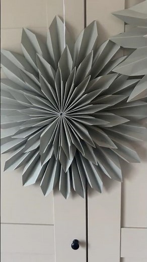 DIY julstjärnor ✨ Enkla & vackra pappersstjärnor till advent | Julpyssel 2025 🎄