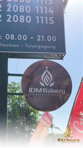 nikmati moment indah mu dengan IDM Bakery 🥰✨ lembutnya roti hangatnya silaturahmi 🤗🤩 yuk segera order roti IDM Bakery sekarang jugaa😍 open every day 06.00-21.00 #tulungagung24jam #fyp #idmbakerytulungagung @Gus Iqdam Official
