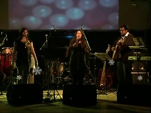 Sunitha Sarathy - En Ullam Enguthae - Live