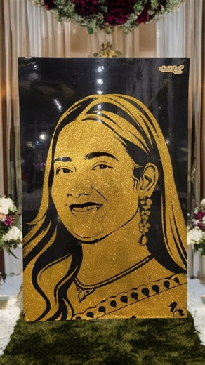 𝐀𝐫𝐭𝐢𝐬𝐭 𝐉𝐚𝐲 (Jay Prajapati) on Instagram: "𝐒𝐮𝐫𝐩𝐫𝐢𝐬𝐞 𝐛𝐲 𝐭𝐡𝐞 𝐁𝐨𝐲 𝐟𝐨𝐫 𝐡𝐞𝐫 𝐆𝐢𝐫𝐥💃 💫 concept design by 💫 𝐀𝐫𝐭𝐢𝐬𝐭 𝐣𝐚𝐲 @𝐢𝐧𝐬𝐢𝐝𝐞_𝐢𝐧𝐬𝐩𝐢𝐫𝐚𝐭𝐢𝐨𝐧._ Bookings are Open At 👇 IG:- @inside_inspiration._ Feel free 📞 6350371711 Make your Wedding day much more special with #Artistjay #glitterpainting #artistoninstagram #weddingideas #speedpainting [viral wedding surprise| groom surprise | viral love story | sparkle painting act | Luxury surprise | best co