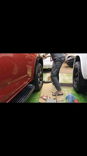 SIDE FENDER INSTALL D-MAX ISUZU #fypシ゚ #highlights #facebookreel | Chanchan C. Garcia | Facebook