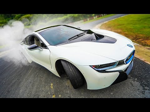 TENTEI FAZER DRIFT COM A MINHA BMW I8 😲 *nunca faça isso*