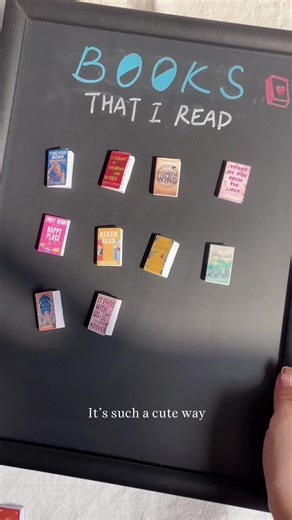 Any cool ideas for that?#creative #ideas #minibooks #tbr #miniatures #diy #booklover #booktok #bookish #autumnvibes #bookclub