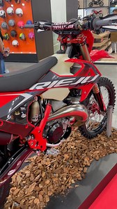 The Rieju MR Pro 300i hard enduro bike has a new engine for 2025 😎 #riejumr300 #rieju #mrpro300 #mr300pro #hardenduro #300cc #2t #eicma #eicma2024 | AS3 Performance