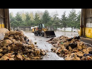 Dueling compactors overload the trailer! [Watch a pro dig it out!] #garbagetruck #garbage #dump