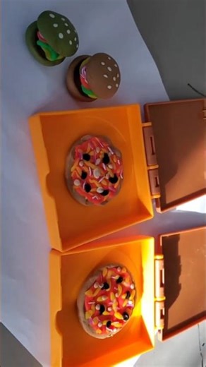 play doh burger and pizza #ytshorts #playdoh #clay #clayart #art #craft #pizza #burger