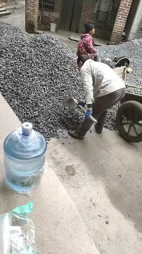 做点事还想坐地起价，等一下账都会不给你结，做生意当时谈好多少就是多少！′