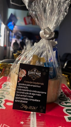 Victor Carlos on Instagram: "Amanhã é o Resultado do Kit Empreendedor 2 Em Clima de despedida, Fizemos um pequeno documentário com os Barbeiros que trabalharam na @barbermaisbh durante os dias da ação conheça um pouco da História de Cada um🤍 Obrigado @tldocortee @tg_docorte031 @barbeiro.napaz @odinhobarber @tgzin_barber ❤️💈"