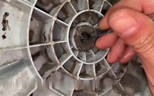 海信洗衣机故障代码F01自己会好吗？如何解决