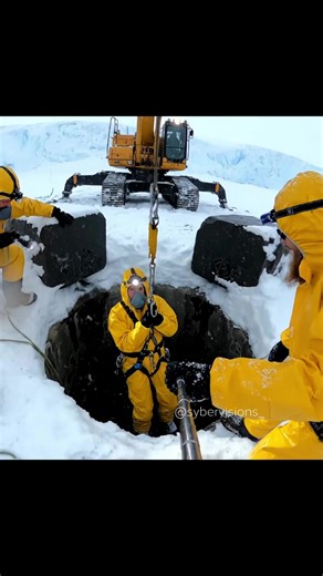 Scientists Descend Beneath Antarctica and Discover a Hidden Ocean Surrounded by Forgotten Empire Remains! #antarctica #lostcivilizations #hiddenworld #ancientcivilizations #sybervisions_