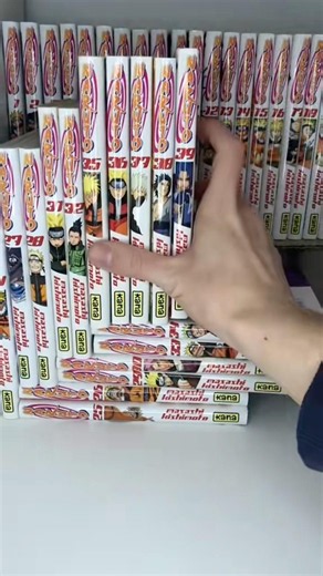 Rangement pour 40 mangas #manga #mangatheque #deadruto #booktok #otaku #rangement #anime #collection