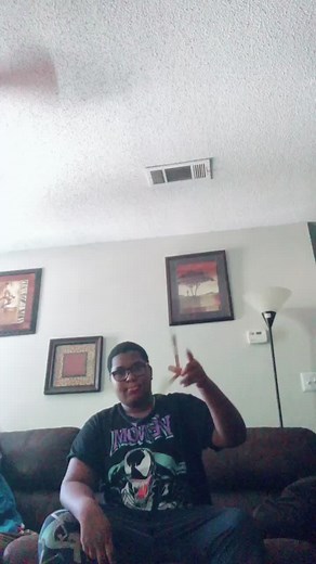 Ariel butterfly knife trick #notsharp ￼