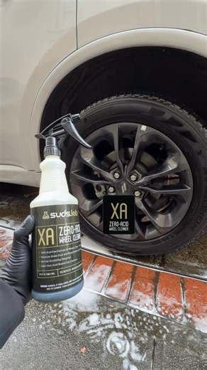Suds-lab on Instagram: "Watch the XA Zero-Acid Wheel Cleaner melt through brake dust on this Dodge Durango. We simply sprayed it on, let the chemistry do the heavy lifting, and rinsed it away. No brushes, no agitation, just a deep clean. XA is available at @walmart - - #sudslab #sudslabproducts #cardetailing #autodetailing #cardetailersofig autodetailer carwash carwashing carwashday walmart wheels tires tireshine accessories"