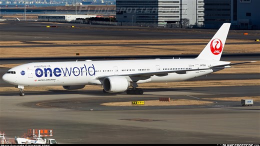 一架飞机的故事：N5017V、JA732J，波音777-346ER型客机(全球首架B777-300ER型飞机)