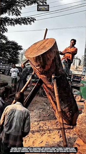 Shaping large timber using Work Tool Traditional Axe #tool #worktool