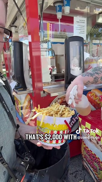 Hilarious Foodie Moment: The Fry Spray Incident