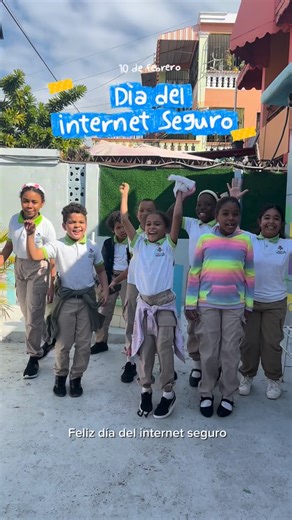 Colegio Ohana on Instagram: "🧠💙 Por el Día del Internet Seguro (10 de febrero), nuestros chicos se convierten en pequeños expertos digitales y nos enseñan cómo usar el Internet con respeto, cuidado y responsabilidad 🌐🛡️ Porque navegar seguro también se aprende desde pequeños 👧🏽👦🏻✨ #díadelinternetseguro"
