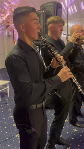 #ineditbotosani #foryou #formatielive @Iulian @fanyvaculisteanu @Cyprykorg @Marius Andronic