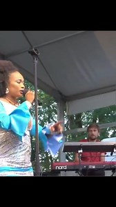 1.8M views · 43K reactions | La #diva de la #musique malienne Oumou Sangaré欄  Le Mali est #berceau des grands #Empires  | TÉLÉ MALI | Facebook