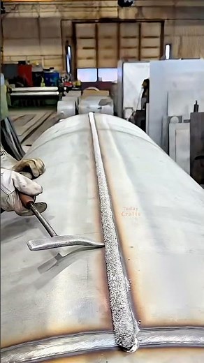 Unveiling the Perfect Weld: Masterful Slag Removal Techniques #construction #machine #melting