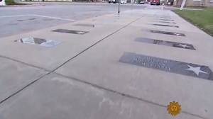 #SundayMorning Passage Dawn Wells, who played Mary Ann on "Gilligan's Island," dies at 82 of COVID-19 complications. In 2016, Mo Rocca caught up with the actress at the Missouri Cherry Blossom Festival where the descendants of U.S. Presidents descend on the quaint town of Marshfield. https://cbsn.ws/3o3qlwN | CBS Sunday Morning