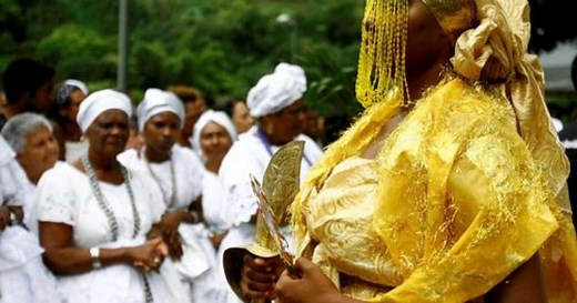 Dia de Mamãe Oxum: Orixá do amor e prosperidade