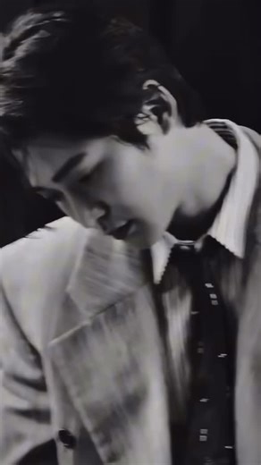 An angel for sure, for he has a warm heart and a delicate soul. Thank you @rowoon_cine for the Marie Claire Korea Behind the scenes vidéos. İt helps heal the sadness. Supporting him and all he has done so far will soothe the pain of his absence. Cathieh Rowoon’s new drama « The Murky Stream » is now streaming on Disney @disneyplusfr Rowoon official Ig @ ewsodi Do watch Rowoon’s dramas The Matchmakers (on Viki) Destined With You, Tomorrow, The King’s Affection, on Netflix, She Would Never Know, a