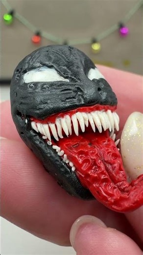 Made VENOM from polymer clay — creepy, glossy and super detailed 👀🖤