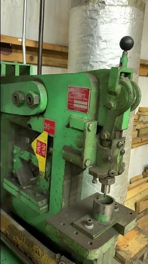 Lot 11: DYNAMIC SPECIALTIES 35 Ton Ironworker