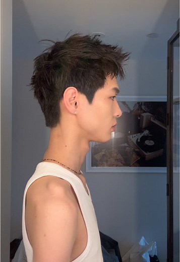 Expert Tips for Spiky Hair Styles at the Barber