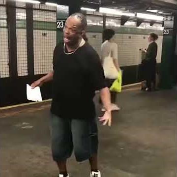 Mike Yung Singing In The Subway