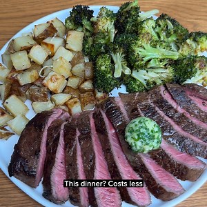 13K views | Make dinner easy (and delicious). EveryPlate brings flavorful, budget-friendly meals to your door. Totally hassle-free. | EveryPlate | Facebook