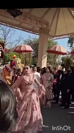 Neetu bisht Karan sandy wedding look revealed and dance