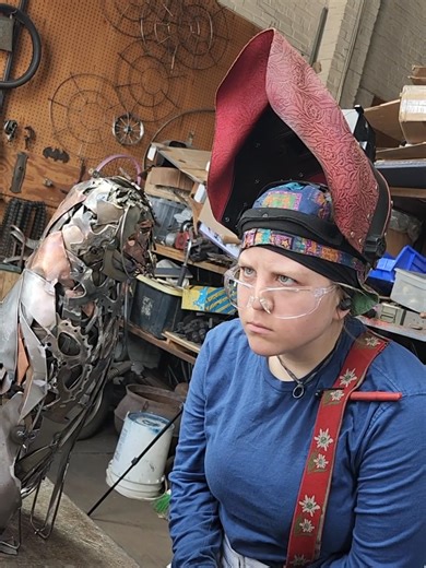 Metalworking Sculpture: Artistic Journey with Cats