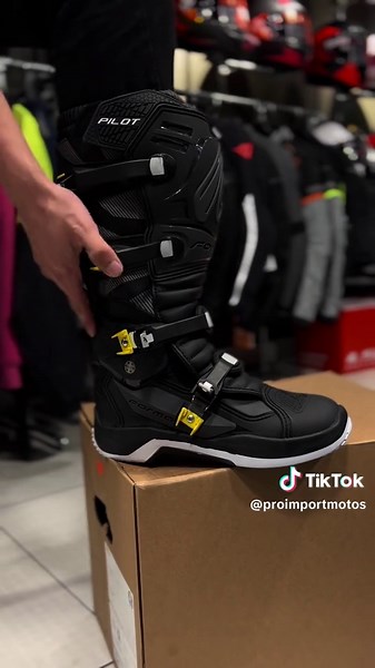 BOTAS FORMA PILOT - Botas Moto Off Road para Máxima Seguridad